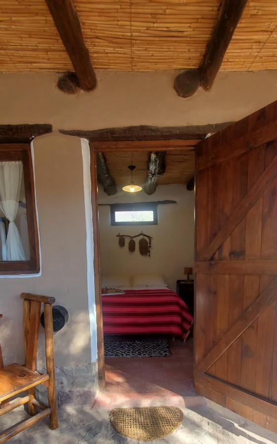 Alta Montana Cabanas Hotell Tilcara Exteriör bild