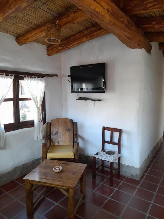 Alta Montana Cabanas Hotell Tilcara Exteriör bild
